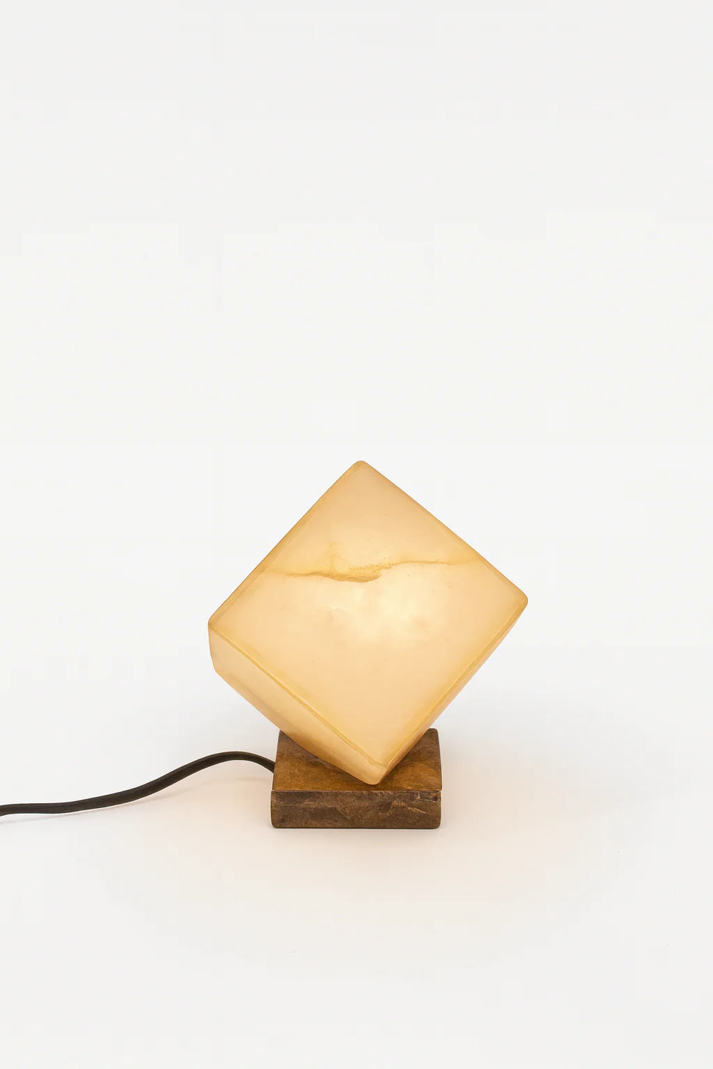 Diamond Onyx Lamp (8 Inches)
